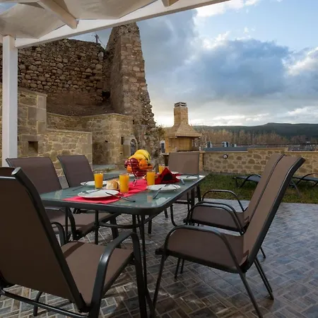Castello - Seaview Atop The Venetian Walls *