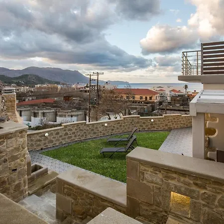 Castello - Seaview Atop The Venetian Walls *